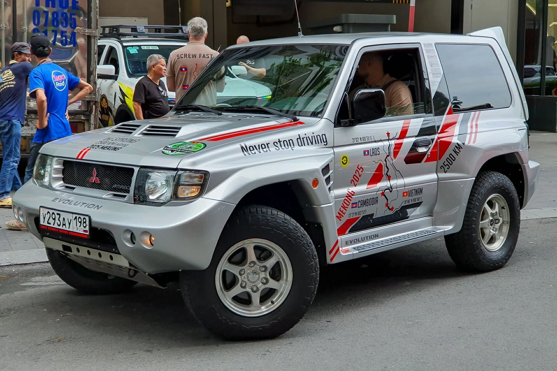 Hành trình 'Mekong 2025' Đoàn xe cổ xuyên Đông Dương khởi hành từ TP.HCM Hành trình 'Mekong 2025' Đoàn xe cổ xuyên Đông Dương khởi hành từ TP.HCM