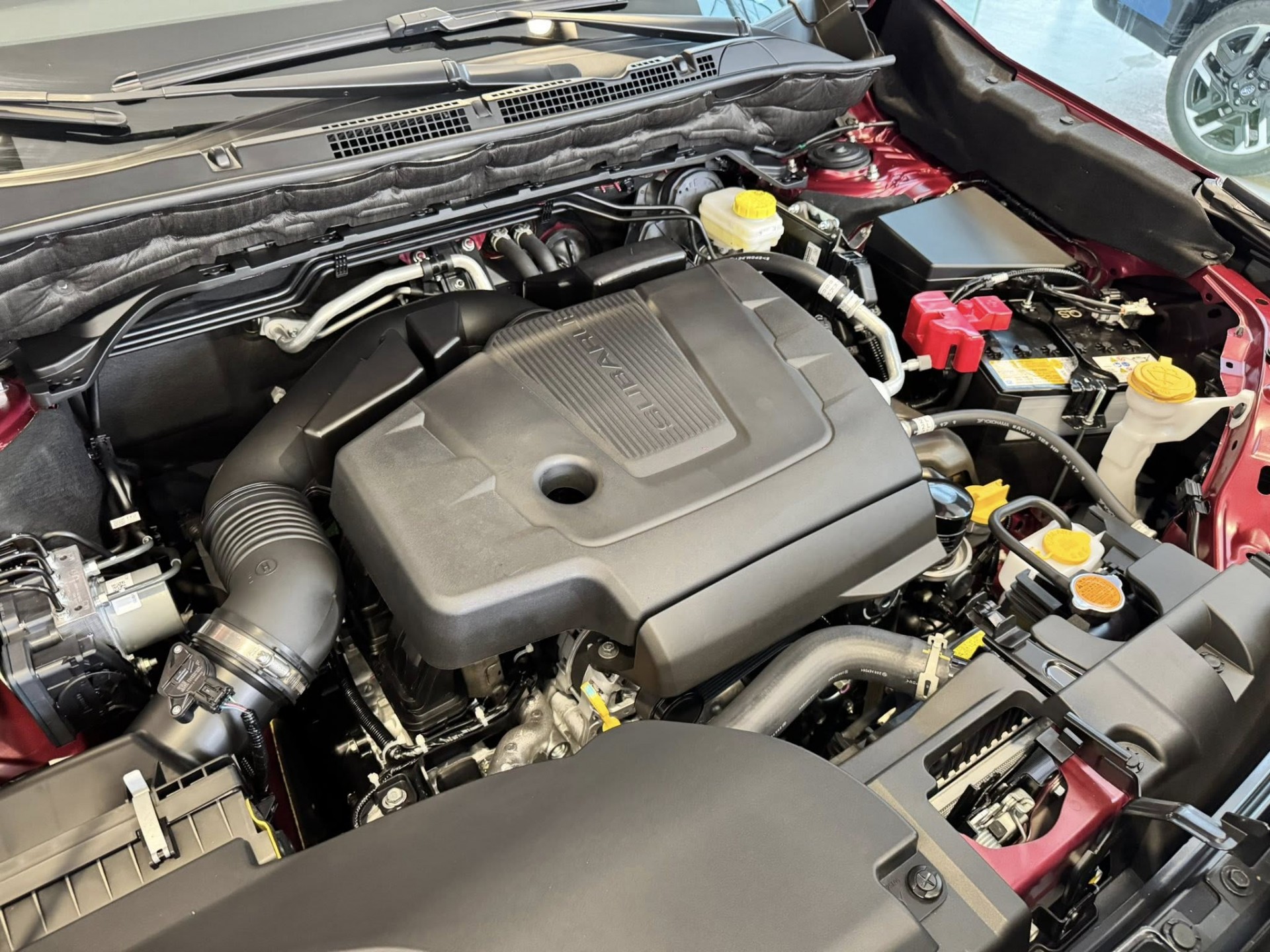 Subaru Forester 2025 ra mắt Việt Nam, tăng giá hơn 300 triệu đồng so với đời cũ