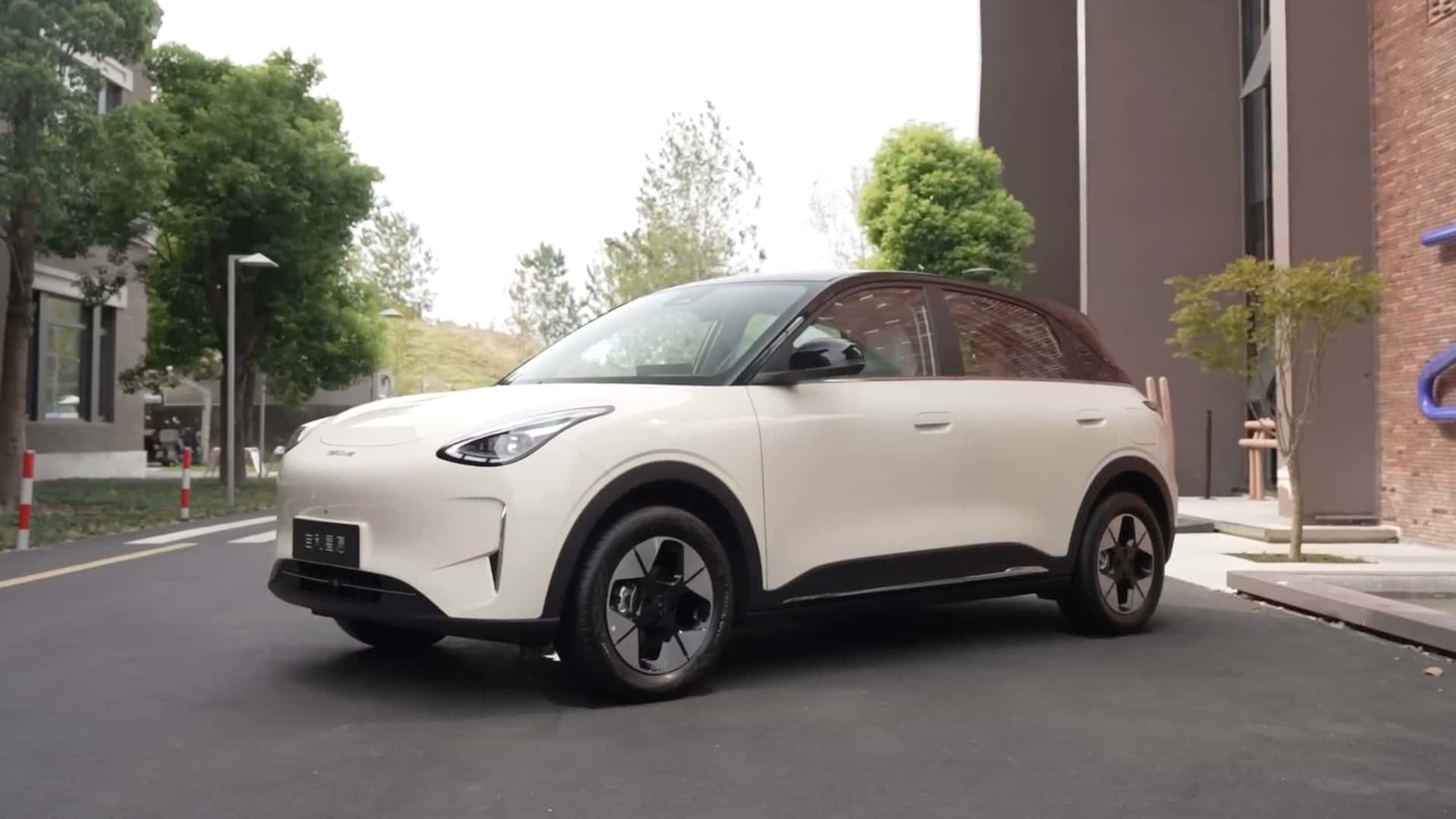 Hình ảnh mẫu hatchback điện giá rẻ Geely Geome Xingyuan