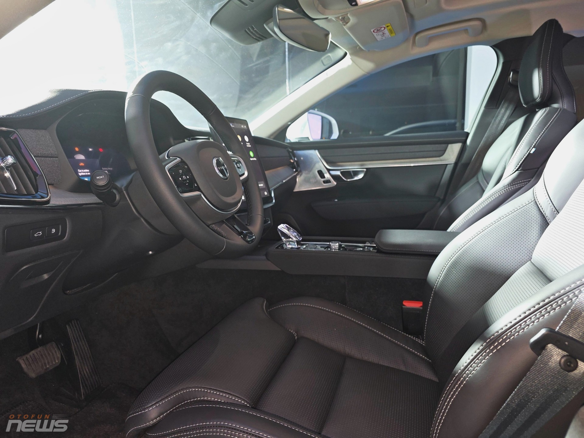 Bộ đôi Volvo XC60 và S90 2026 ra mắt, thêm trang bị, giá không đổi Bộ đôi Volvo XC60 và S90 2026 ra mắt, thêm trang bị, giá không đổi