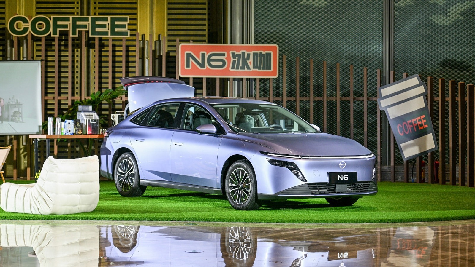 Mẫu sedan plug-in hybrid Nissan N6 bắt đầu bán chính thức ở Trung Quốc từ ngày 1/12