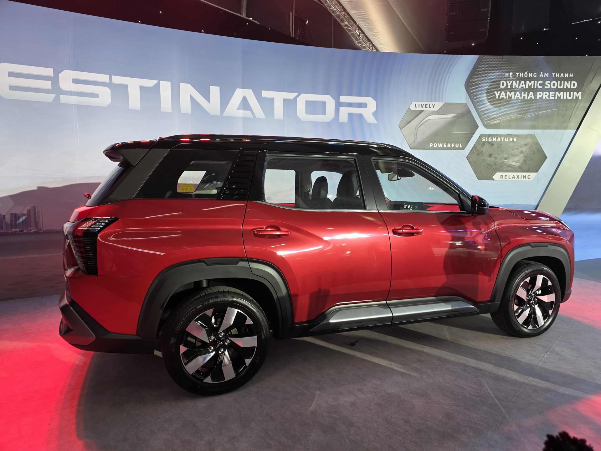 Mitsubishi Destinator ra mắt tại Việt Nam với hai phiên bản Mitsubishi Destinator ra mắt tại Việt Nam với hai phiên bản