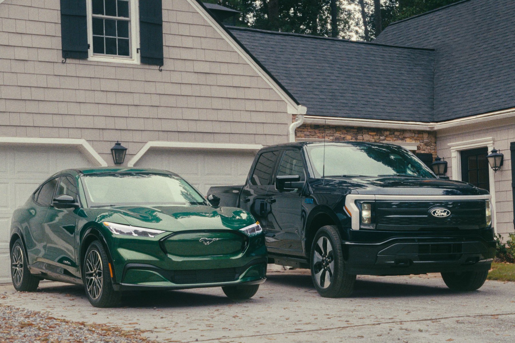 Ford âm thầm tung chương trình giảm giá đặc biệt để giữ chân khách hàng gặp nhiều sự cố kỹ thuật