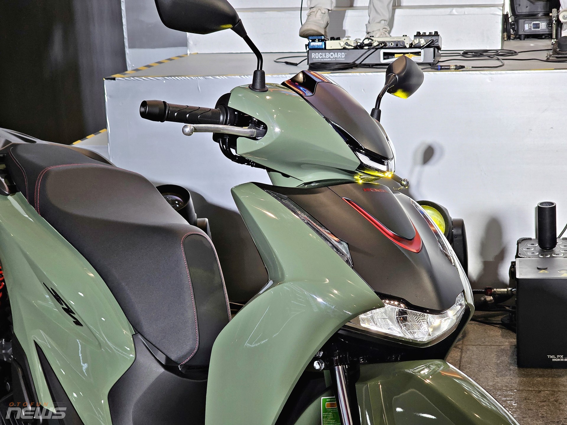 Cận cảnh Honda SH 2026 với thiết kế mới và màn hình TFT