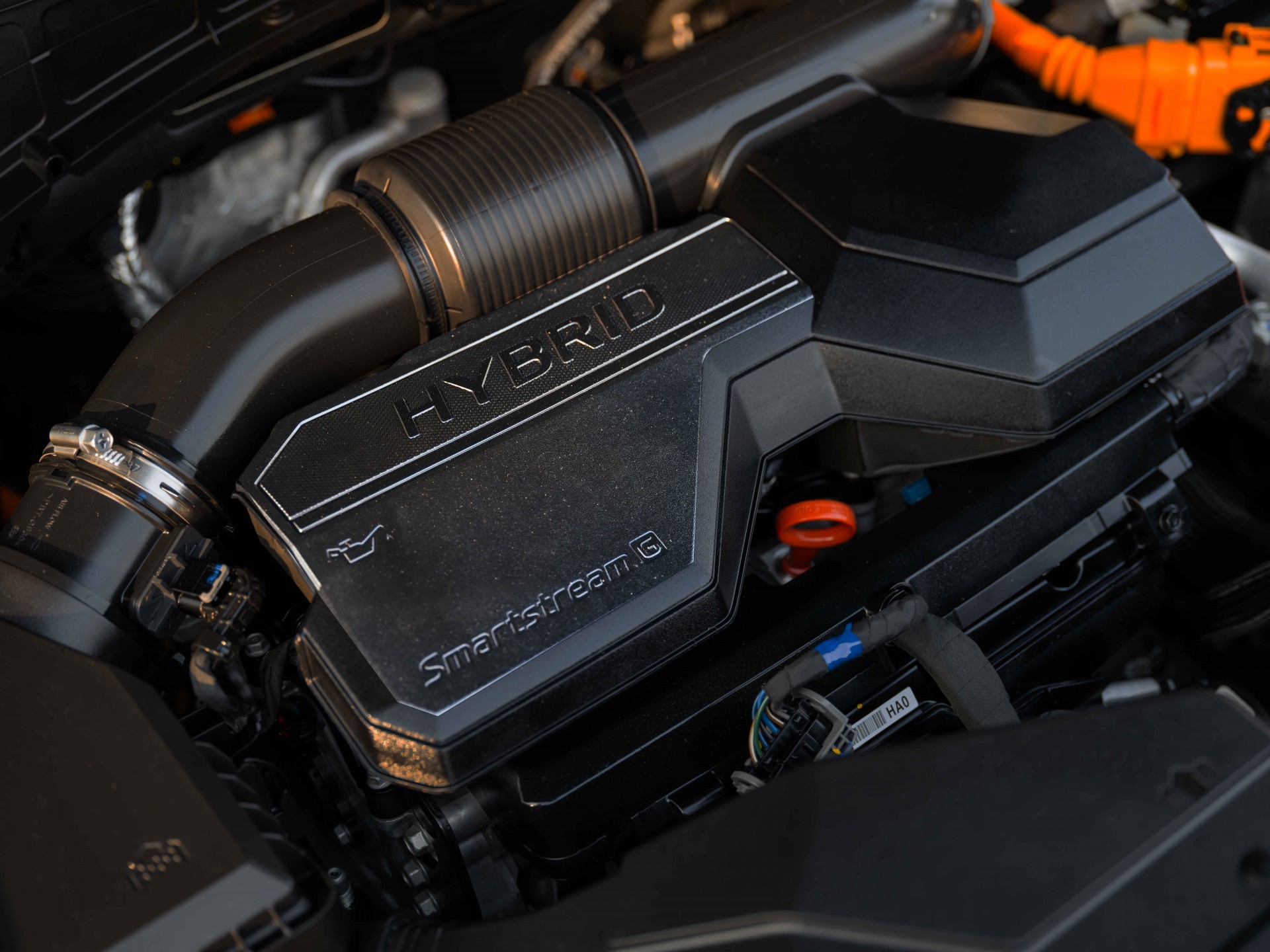 Hyundai Santa Fe Hybrid ra mắt Việt Nam, giá 1,369 tỷ đồng