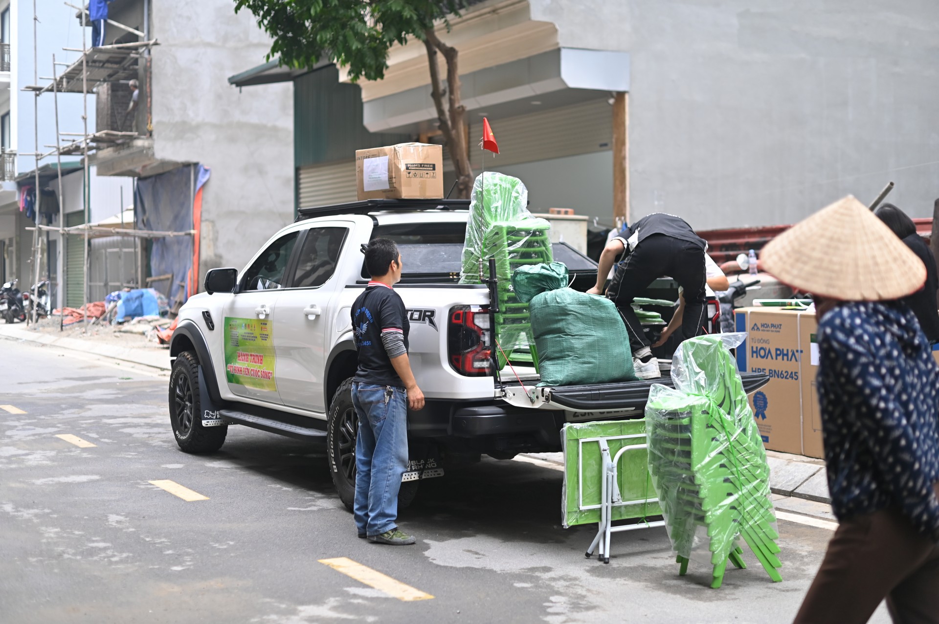 Ford đồng hành cùng “Sưởi ấm bản cao 2025” trên hành trình mang hơi ấm tới Bó Sinh