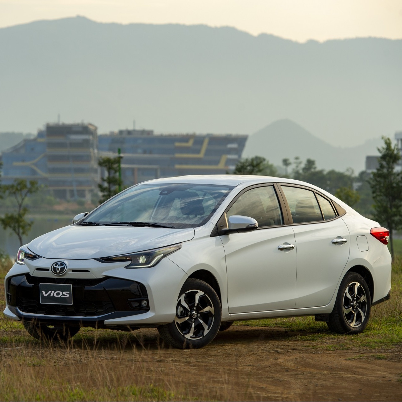 Hai ông vua đầu tiên, xe bán chạy nhất phân khúc năm 2025 lộ diện