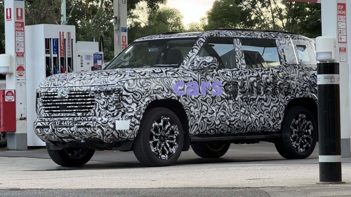 Mitsubishi Pajero mới lộ diện nhắm tới đối thủ Toyota Land Cruiser Prado