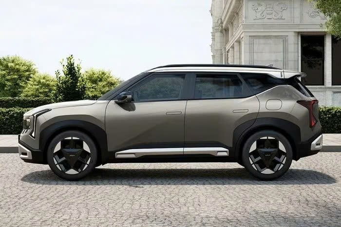 Xem Kia Seltos thế hệ mới ra mắt tại Ấn Độ Xem Kia Seltos thế hệ mới ra mắt tại Ấn Độ