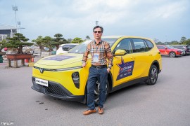 VinFast Limo Green được Hội đồng Giám khảo Xe Của Năm 2026 đánh giá cao tại sự kiện lái thử