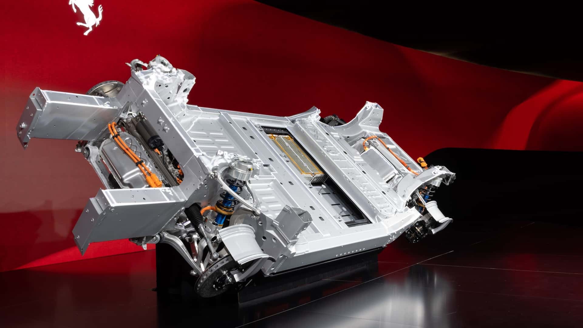 Ferrari hé lộ thông số kỹ thuật của mẫu siêu xe điện đầu tiên Elettrica Ferrari hé lộ thông số kỹ thuật của mẫu siêu xe điện đầu tiên Elettrica