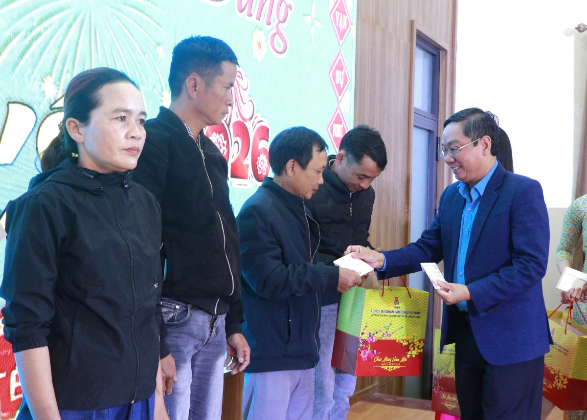 Tết Sum vầy lan tỏa yêu thương đến đoàn viên, người lao động Quảng Trị