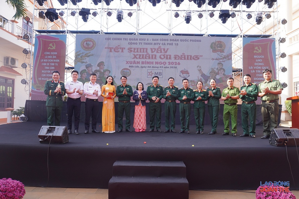 Ngày hội Tết tại Công ty Cà phê 15: Trao an sinh, gửi trọn nghĩa tình