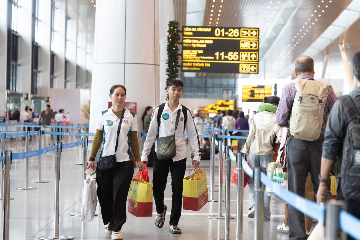 Lịch nghỉ Tết Nguyên đán 2026 và toàn bộ chế độ lương, thưởng người lao động cần biết