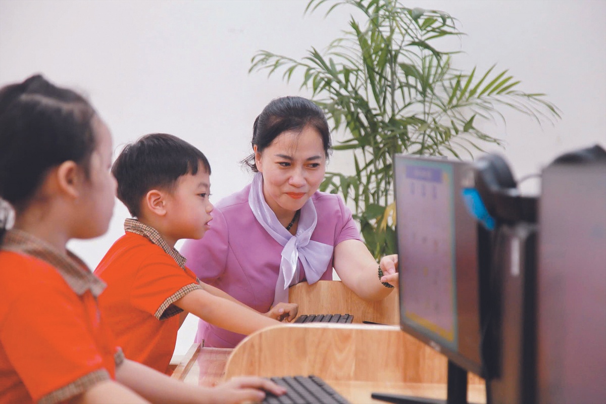 Bố trí biên chế giáo viên theo hướng giảm hưởng lương ngân sách Bố trí biên chế giáo viên theo hướng giảm hưởng lương ngân sách