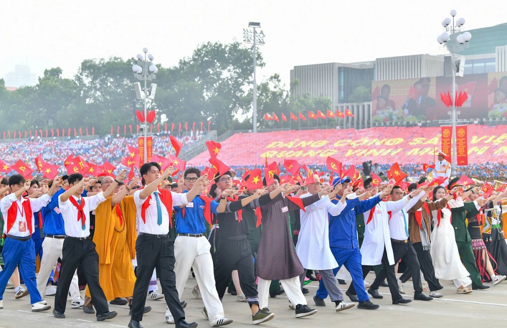 “Đoàn kết, đoàn kết, Đại đoàn kết – Thành công, thành công, Đại thành công Khơi dậy khát vọng phát triển và sức mạnh đại đoàn kết dân tộc