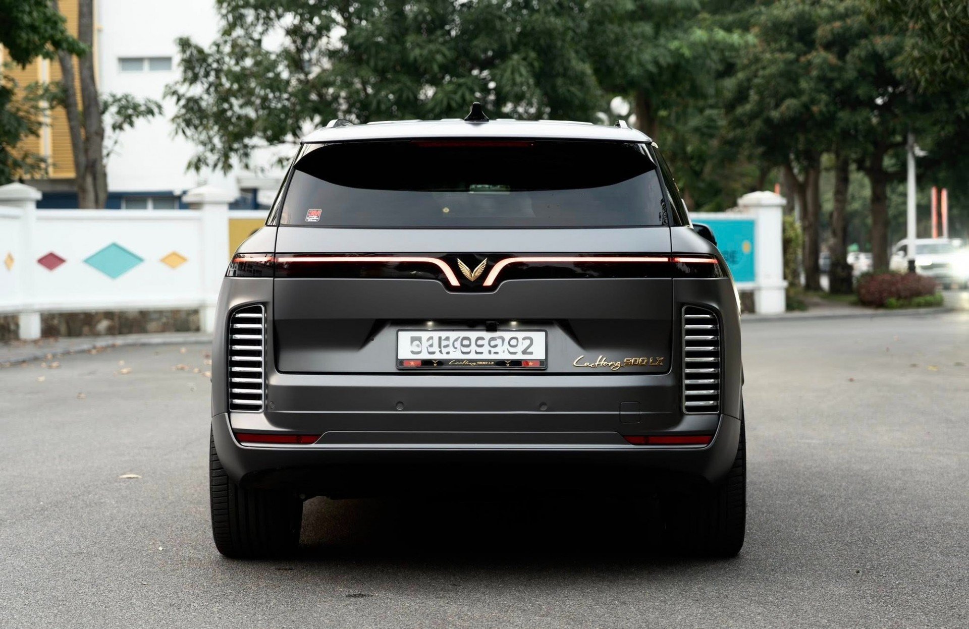 Bản phối “độc bản” Lạc Hồng 900 LX màu ghi xám cực lạ của CEO GSM