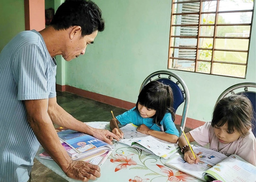 Xuân về bên những mái ấm nghĩa tình Xuân về bên những mái ấm nghĩa tình