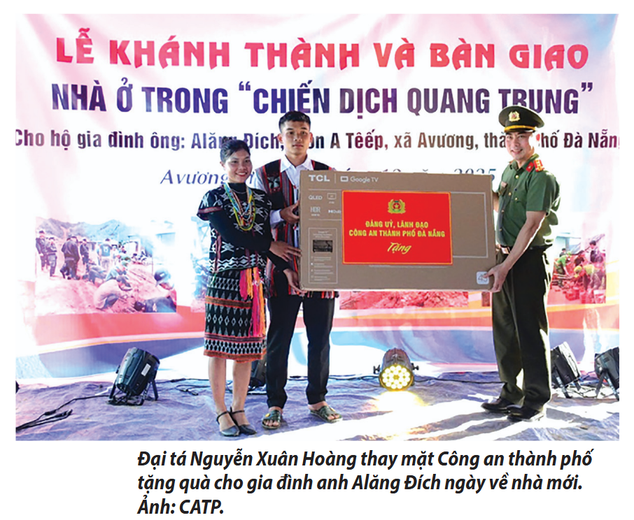 Niềm vui đến cùng mái ấm Niềm vui đến cùng mái ấm