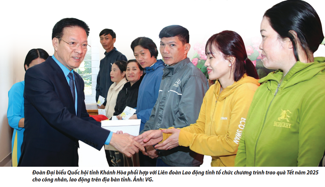 Vai trò của công đoàn với chăm lo đời sống người lao động vùng lũ dịp Tết Nguyên đán 2026 Vai trò của công đoàn với chăm lo đời sống người lao động vùng lũ dịp Tết Nguyên đán 2026