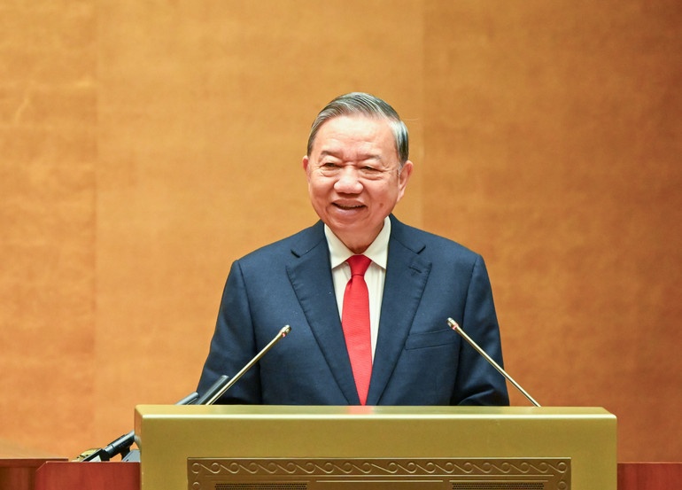 Hội nghị toàn quốc quán triệt, triển khai thực hiện Nghị quyết số 79 và Nghị quyết số 80 của Bộ Chính trị Hội nghị toàn quốc quán triệt, triển khai thực hiện Nghị quyết số 79 và Nghị quyết số 80 của Bộ Chính trị