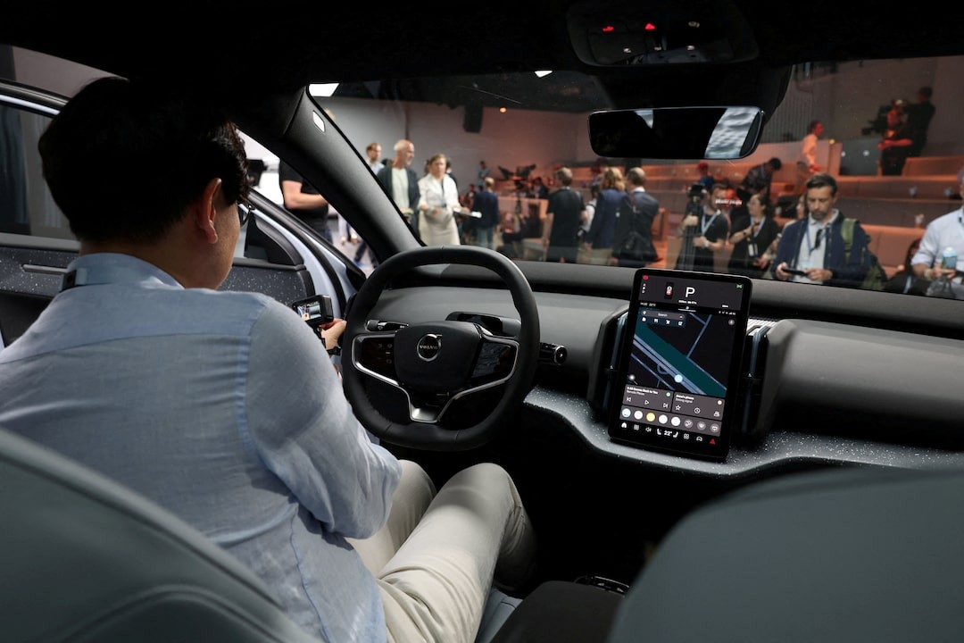 Triệu hồi 40.000 xe điện Volvo EX30 vì lỗi bộ pin có thể bốc cháy Hình ảnh nội thất Volvo EX30 tại sự kiện ra mắt hồi tháng 6/2023