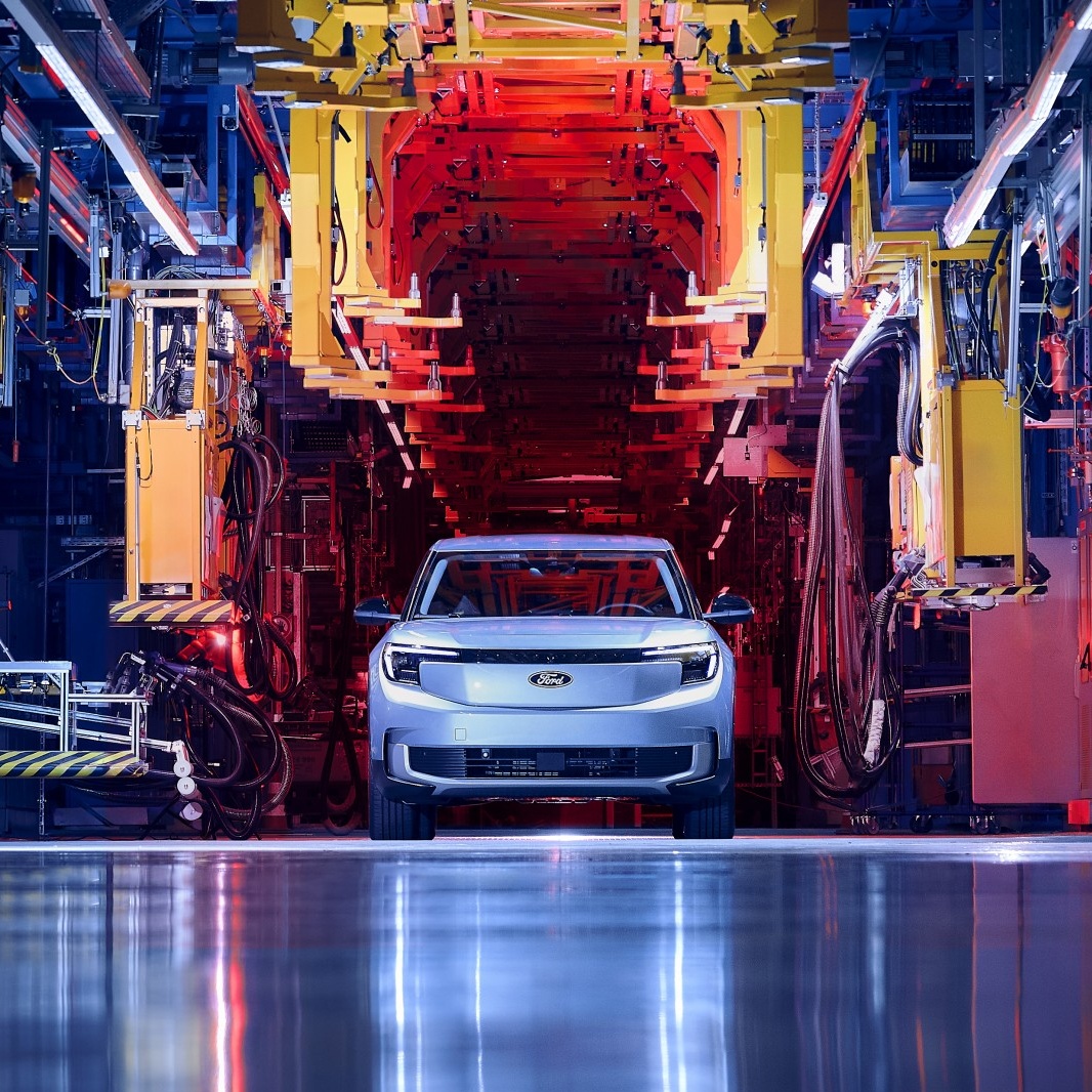 Hãng nào có quá trình sản xuất và cung ứng xe điện sạch nhất?