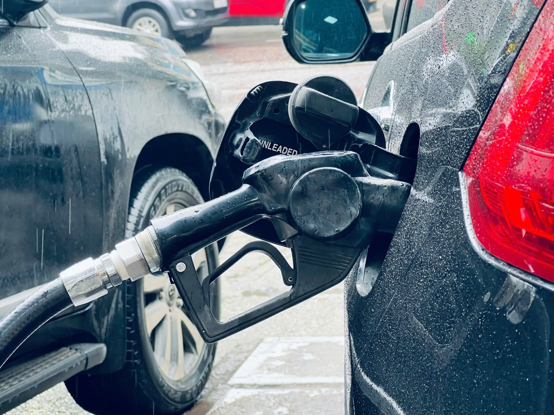 Giá xăng dầu trong nước ngày hôm nay 9.3.2026 tiếp tục tăng Giá xăng dầu trong nước ngày hôm nay 9.3.2026 tiếp tục tăng