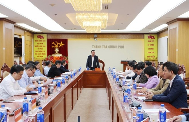 Cuộc chiến không khoan nhượng với 