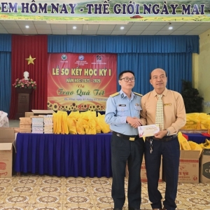 Ấm áp “Bếp ăn từ thiện” của những người lính thợ Nhà máy A32