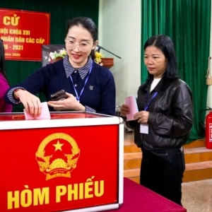 Người lao động cần mang gì khi đi bầu cử ngày 15.3?