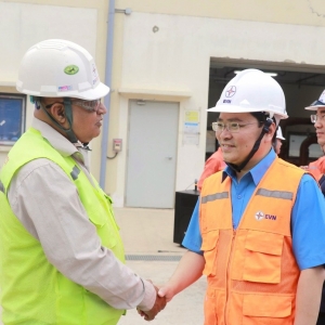 Chủ tịch Tổng LĐLĐ Việt Nam thăm, động viên người lao động tại Trung tâm Điện lực Quảng Trạch