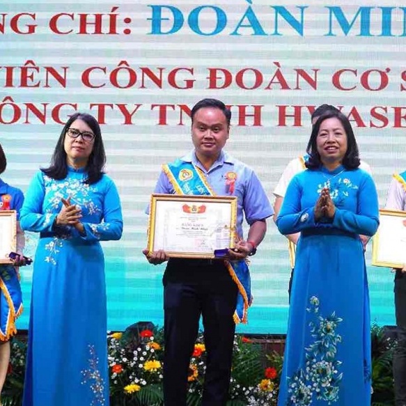 Kỷ niệm 140 năm Ngày Quốc tế Lao động: Tôn vinh bản lĩnh đối thoại của cán bộ công đoàn cơ sở, nâng tầm thương lượng tập thể