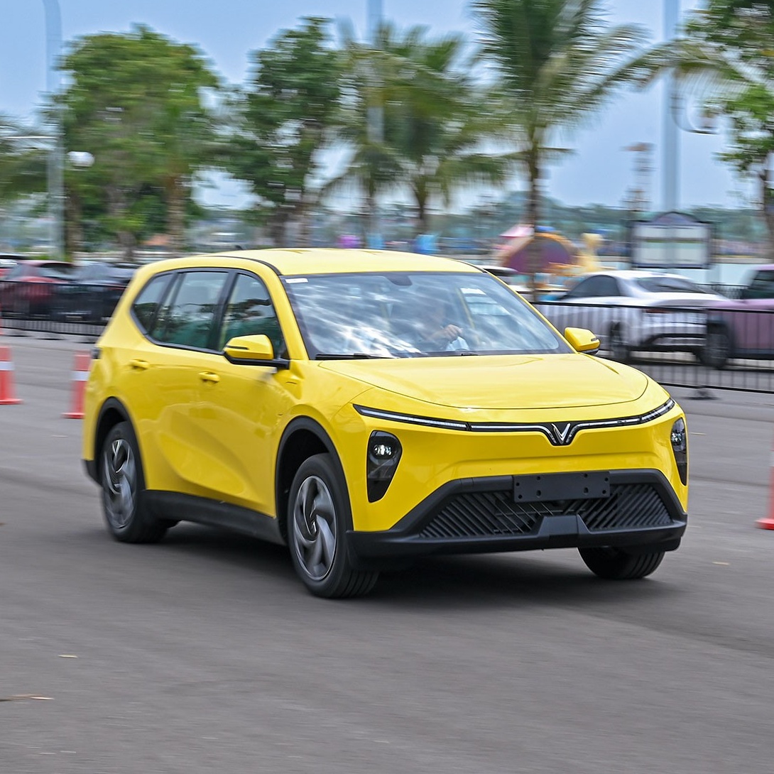 Doanh thu VinFast năm 2025 tăng trưởng mạnh, bán xe gấp đôi năm trước