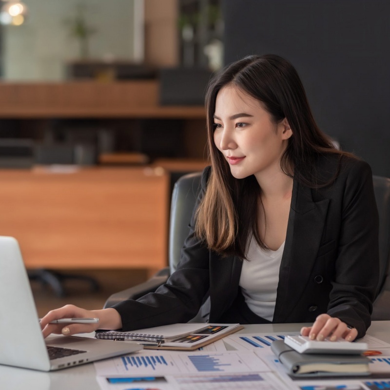 Làm việc online, nhận lương từ nước ngoài: Người lao động cần hiểu rõ thuế thu nhập cá nhân