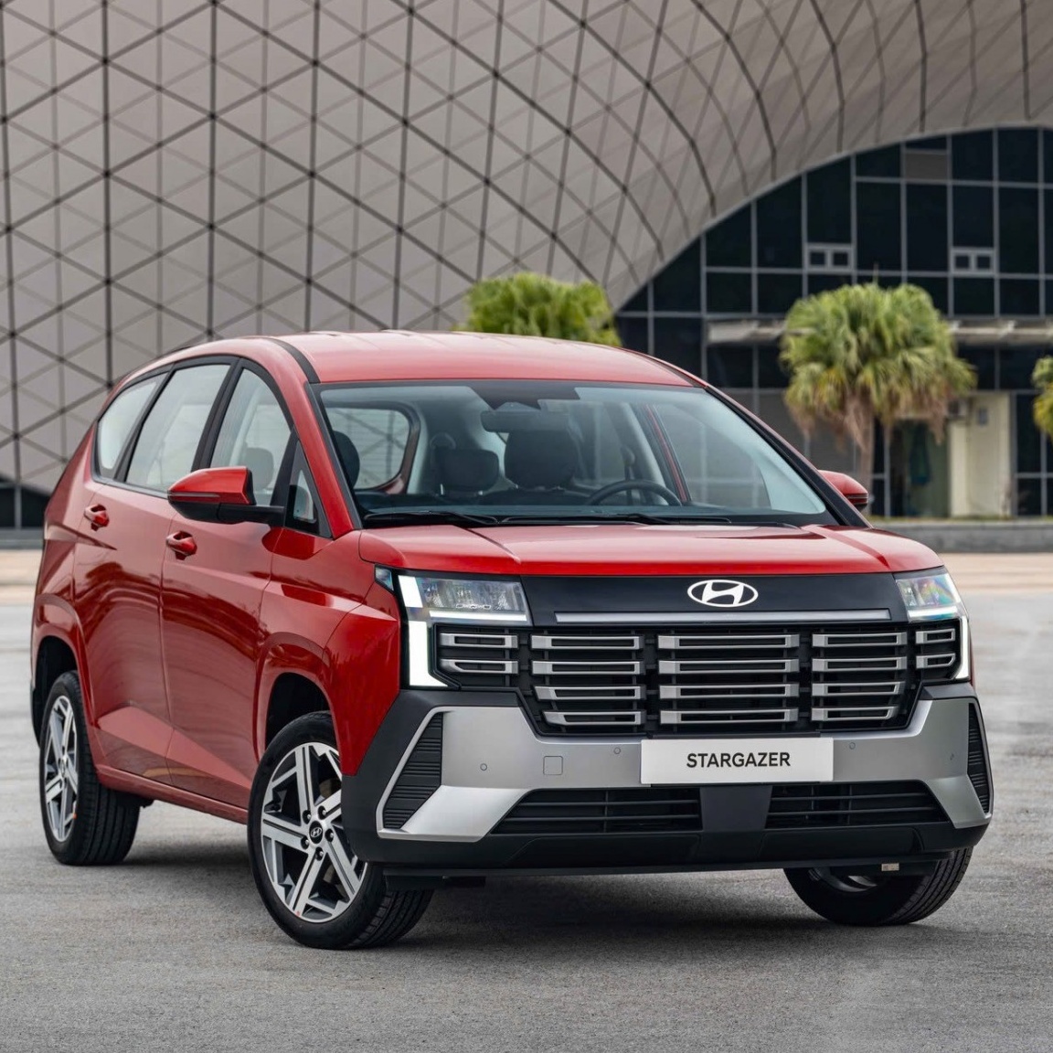 Hyundai Stargazer 2026 ra mắt tại Việt Nam, giá từ 569 triệu đồng