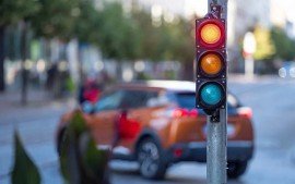 Nghị định 168 xử phạt giao thông vượt đèn đỏ mới nhất 2025