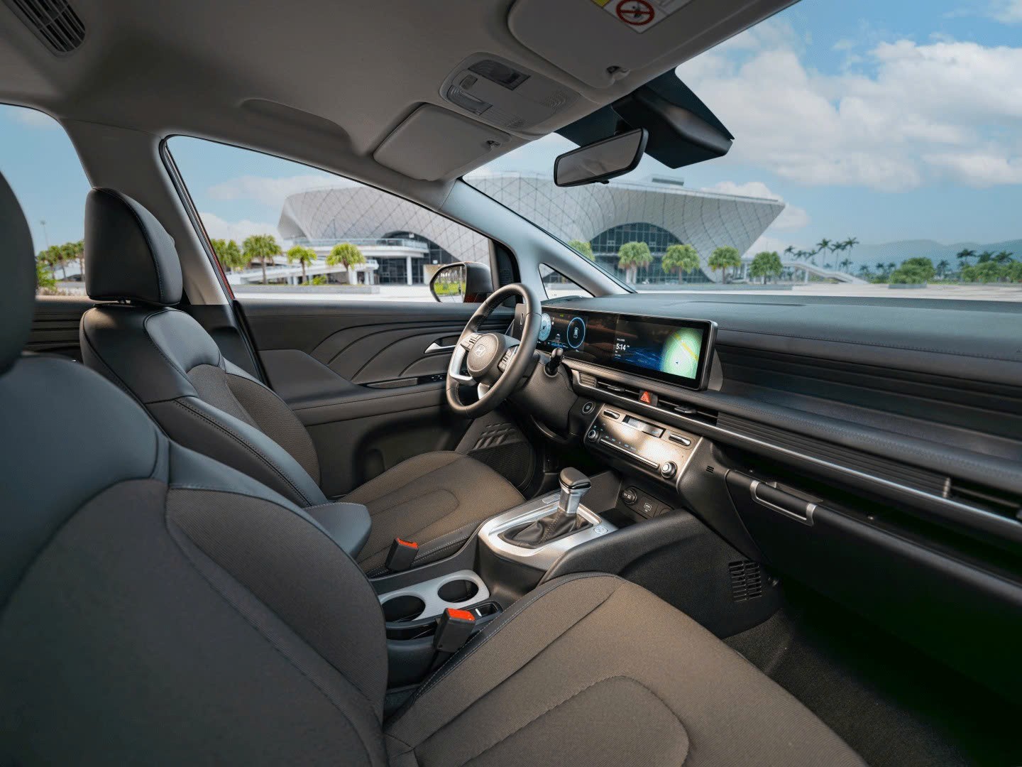 Hyundai Stargazer 2026 ra mắt tại Việt Nam, giá từ 569 triệu đồng