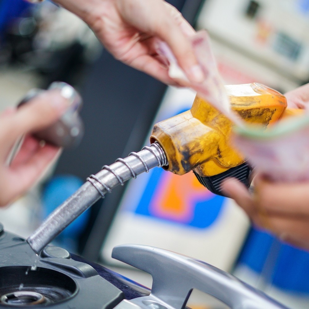 Đêm 24/3, giá xăng dầu trong nước đồng loạt tăng mạnh