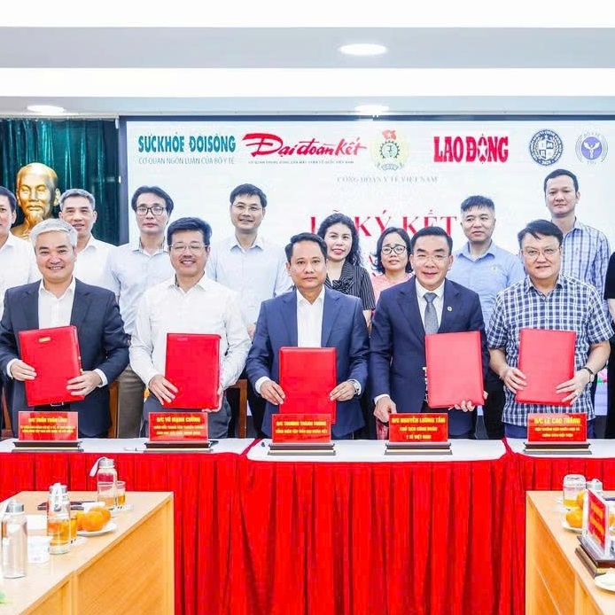 Viện Chiến lược và Chính sách Mặt trận kết ký kết chương trình phối hợp tuyên truyền với Công đoàn Y tế Việt Nam