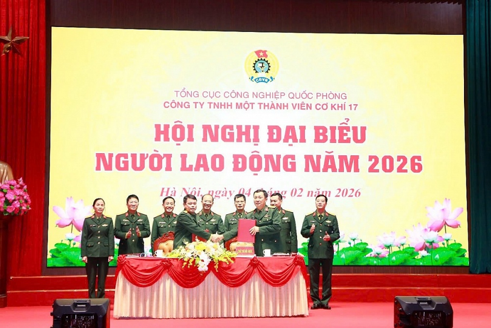 Hội nghị Người lao động Nhà máy Z117: Khẳng định bản lĩnh người lính thợ Hội nghị Người lao động Nhà máy Z117: Khẳng định bản lĩnh người lính thợ