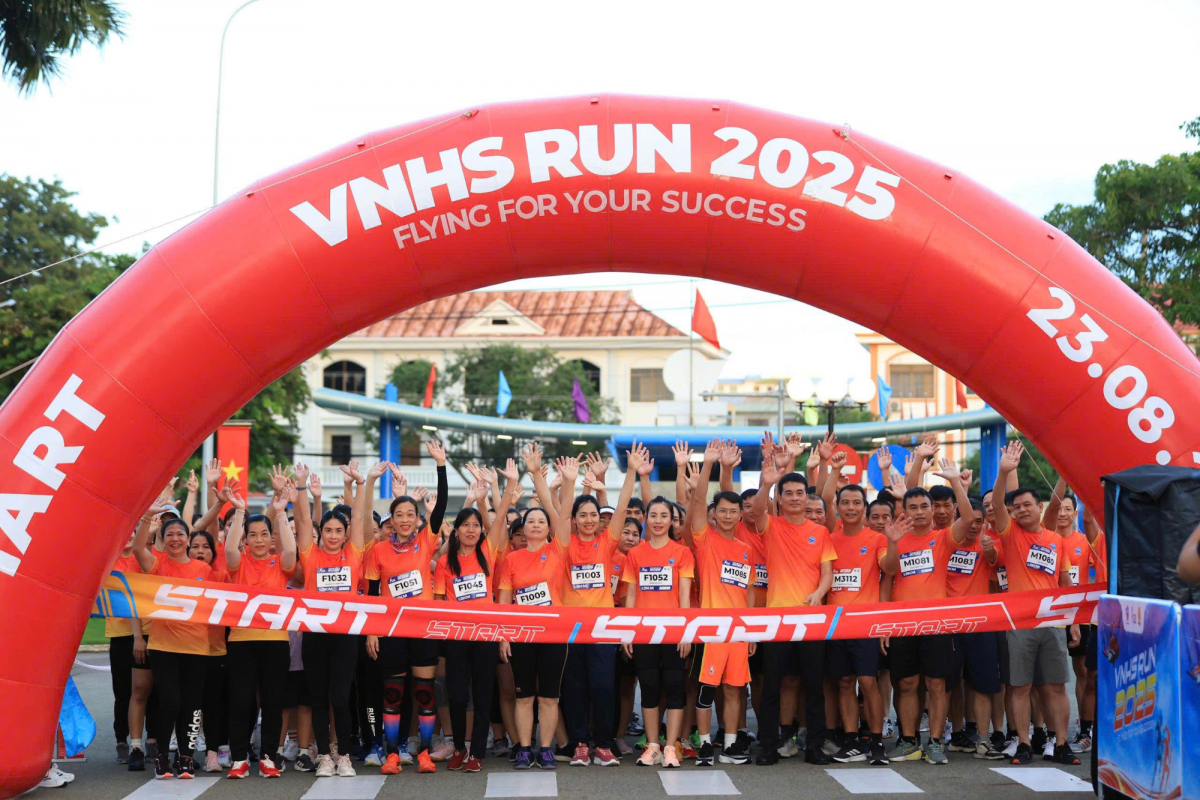 Phát huy vai trò Công đoàn trong xây dựng đơn vị trực thăng vững mạnh, bảo đảm an toàn bay Phát huy vai trò Công đoàn trong xây dựng đơn vị trực thăng vững mạnh, bảo đảm an toàn bay