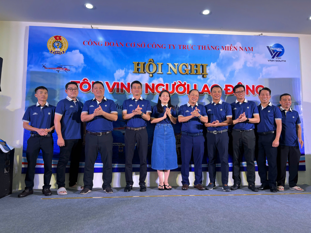 Phát huy vai trò Công đoàn trong xây dựng đơn vị trực thăng vững mạnh, bảo đảm an toàn bay Phát huy vai trò Công đoàn trong xây dựng đơn vị trực thăng vững mạnh, bảo đảm an toàn bay