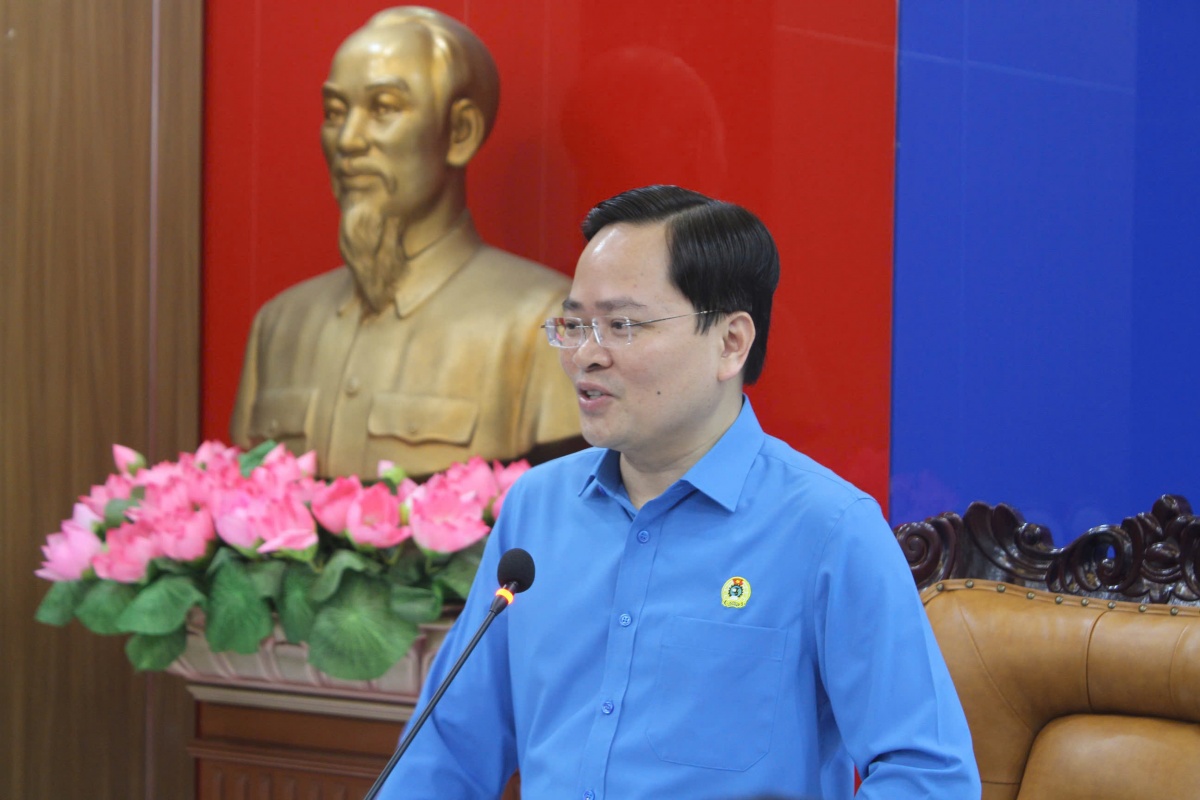 Tăng cường “sức đề kháng” tư tưởng cho công nhân trong kỷ nguyên số Tăng cường “sức đề kháng” tư tưởng cho công nhân trong kỷ nguyên số