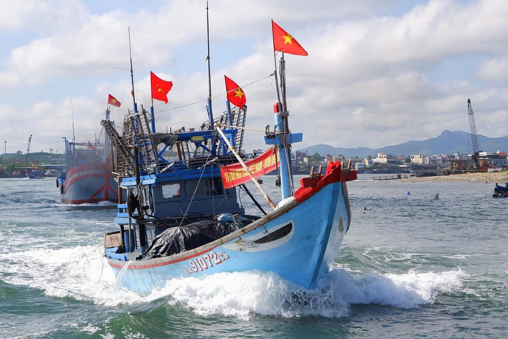 Lễ hội ra quân đầu năm của ngư dân xã Núi Thành, TP Đà Nẵng. Ảnh: ĐVCC