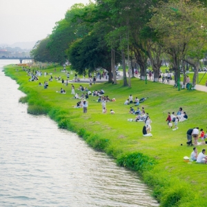 Từ quy định đến thực tế: Bài toán không khói thuốc nơi công cộng