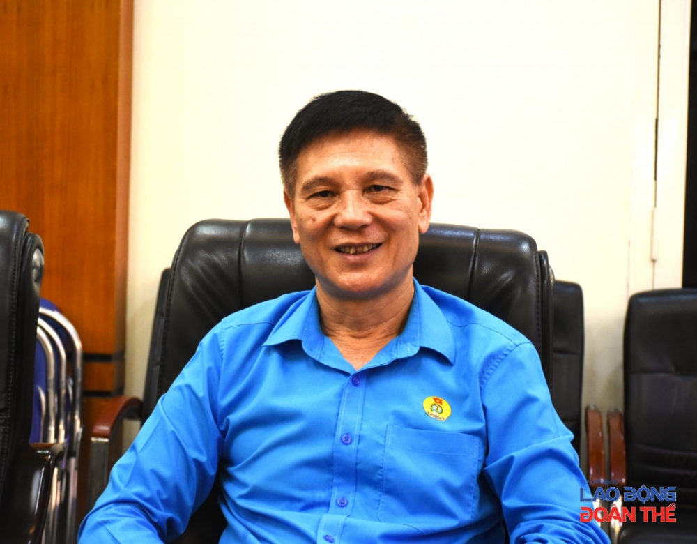 ông Nguyễn Khắc Khải, Chủ tịch Công đoàn Công ty TNHH MTV Xăng dầu Hải Phòng (Petrolimex Hải Phòng). Ảnh: Nguyễn Việt ông Nguyễn Khắc Khải, Chủ tịch Công đoàn Công ty TNHH MTV Xăng dầu Hải Phòng (Petrolimex Hải Phòng). Ảnh: Nguyễn Việt