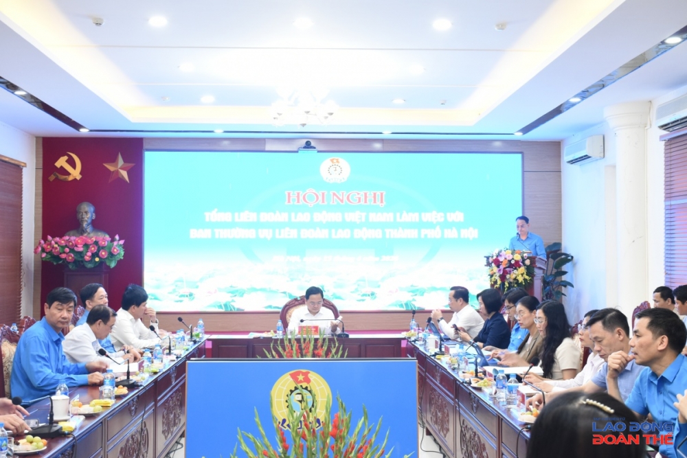 Toàn cảnh buổi làm việc. Ảnh: Nguyễn Việt