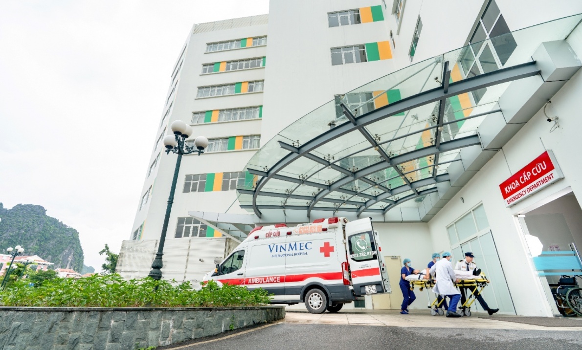 Vượt “cơn bão kép” nhồi máu não kèm nhiễm trùng huyết, bệnh nhân 68 tuổi thoát nguy cơ tàn phế vĩnh viễn