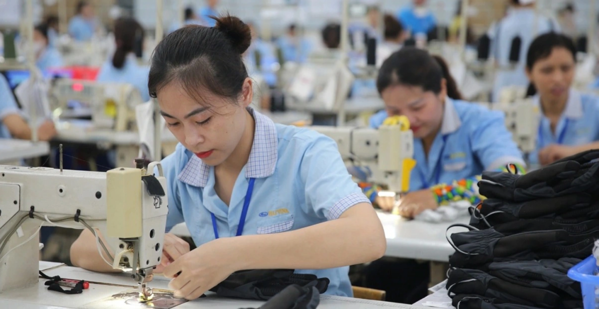 Đi làm ngày Giỗ Tổ Hùng Vương: Có thể nhận gần 500% lương nhưng không bắt buộc